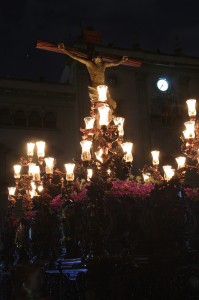 Stmo. Cristo de la Humildad a su paso por el Ayuntamiento de Jaén