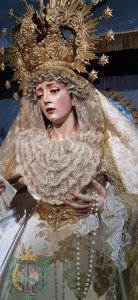 María Santísima de la Paz tras ser revisada por Dubé de Luque