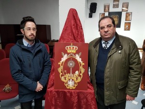 Alberto Moreno en la presentación del escudo de la Archicofradía Sacramental de San Ildefonso